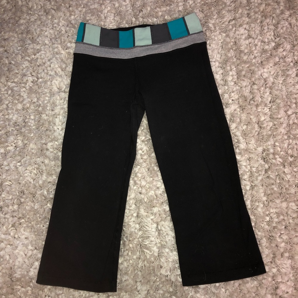Reversible lululemon capri leggings